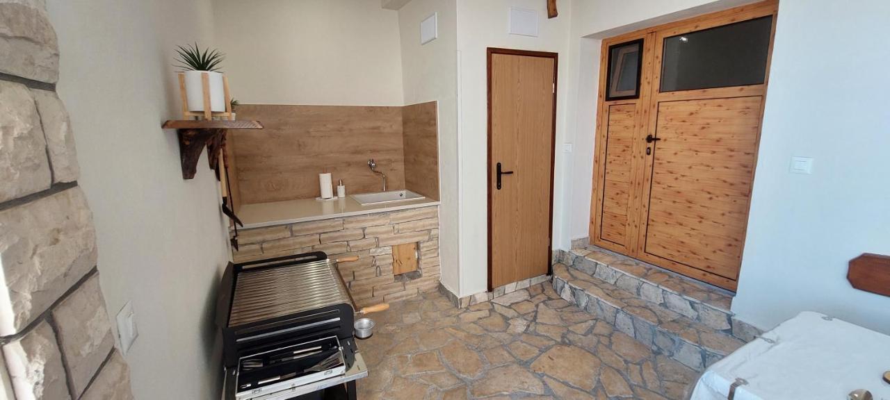 Holiday Home Peran Grebastica Ngoại thất bức ảnh