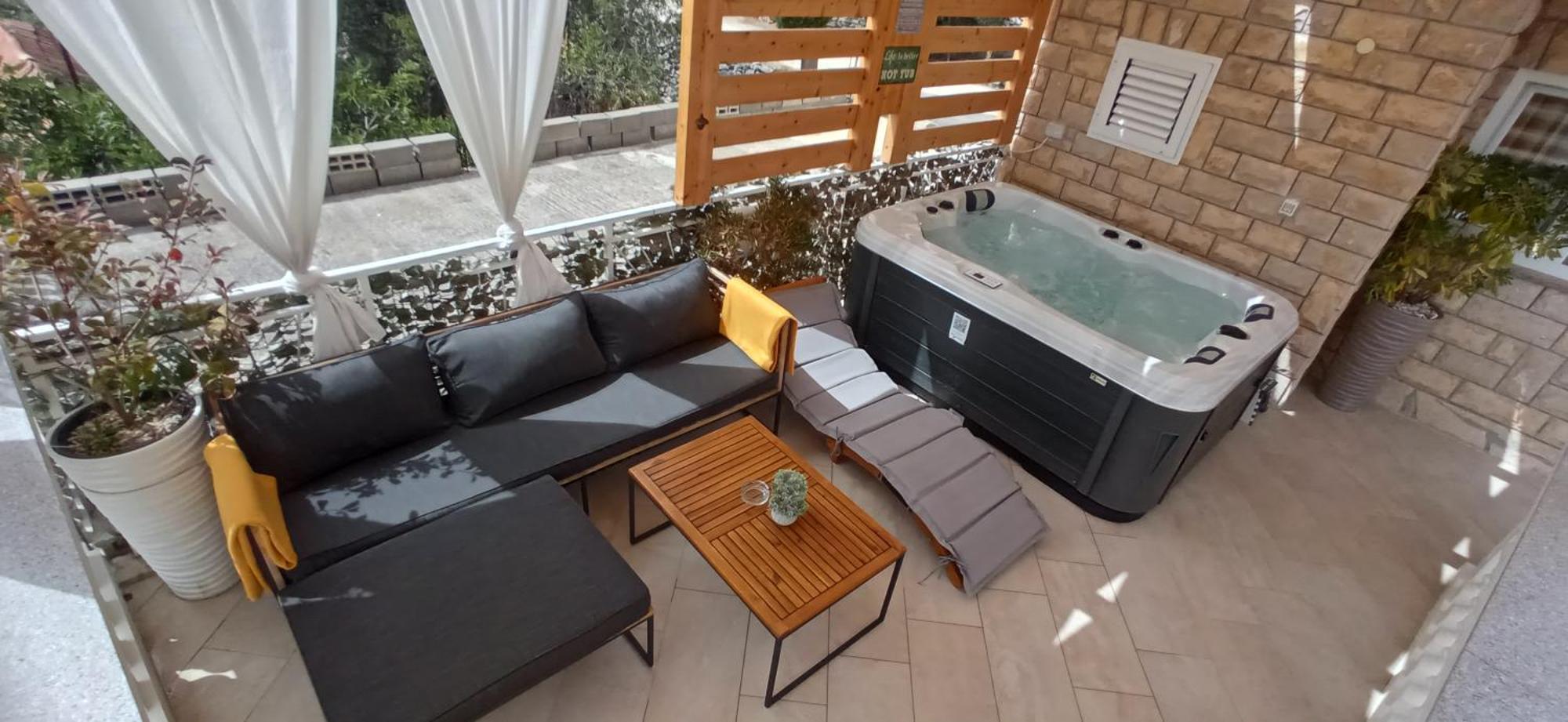 Holiday Home Peran Grebastica Ngoại thất bức ảnh
