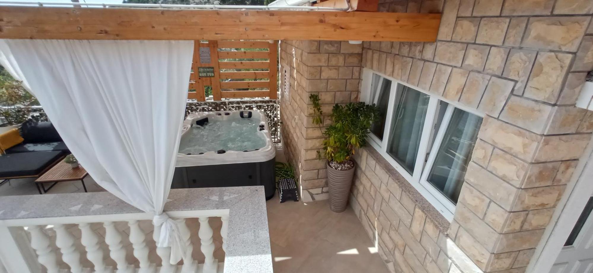 Holiday Home Peran Grebastica Ngoại thất bức ảnh