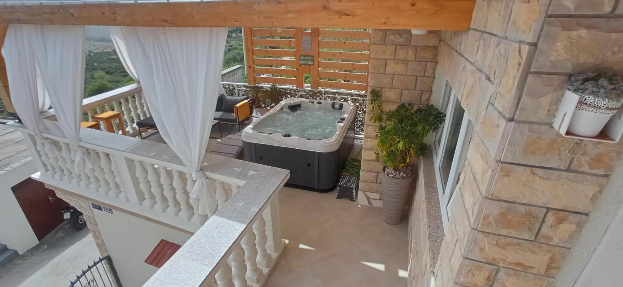 Holiday Home Peran Grebastica Ngoại thất bức ảnh